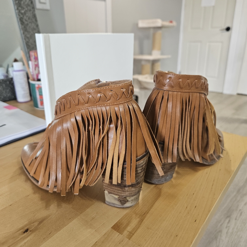 BEAST FASHION Tan Fringe Ankle Booties - Picture 2 of 8
